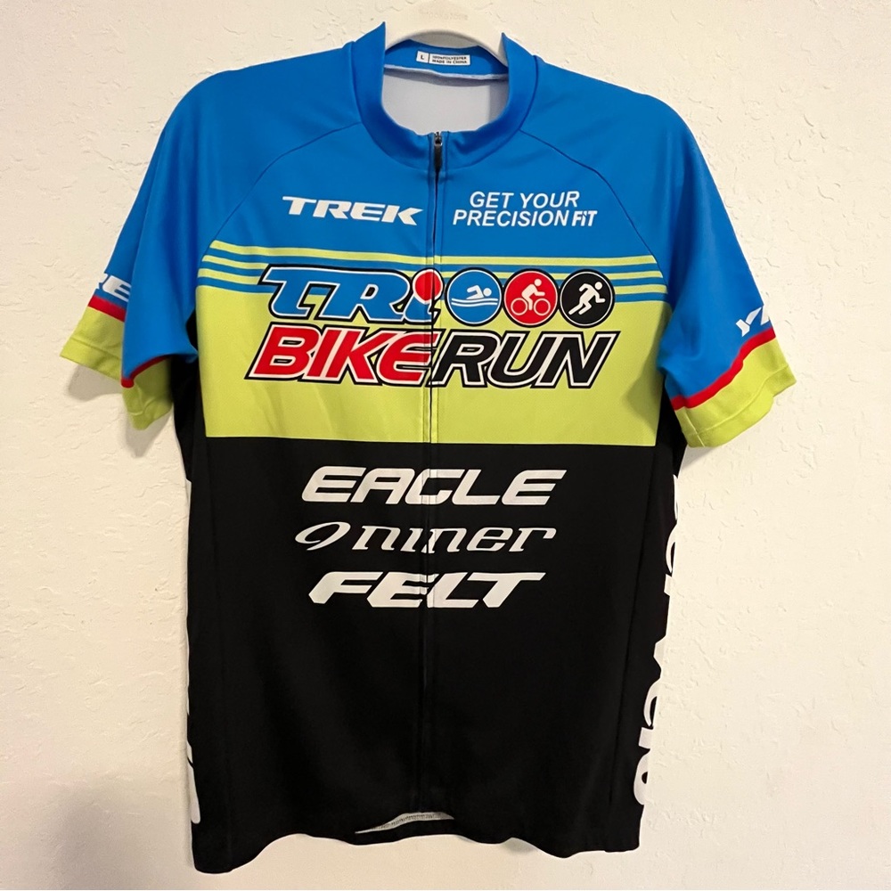 T.R.S TRail Security Trek Mens Cycling Jersey Vintage Short Sleeve Shirt. Large.